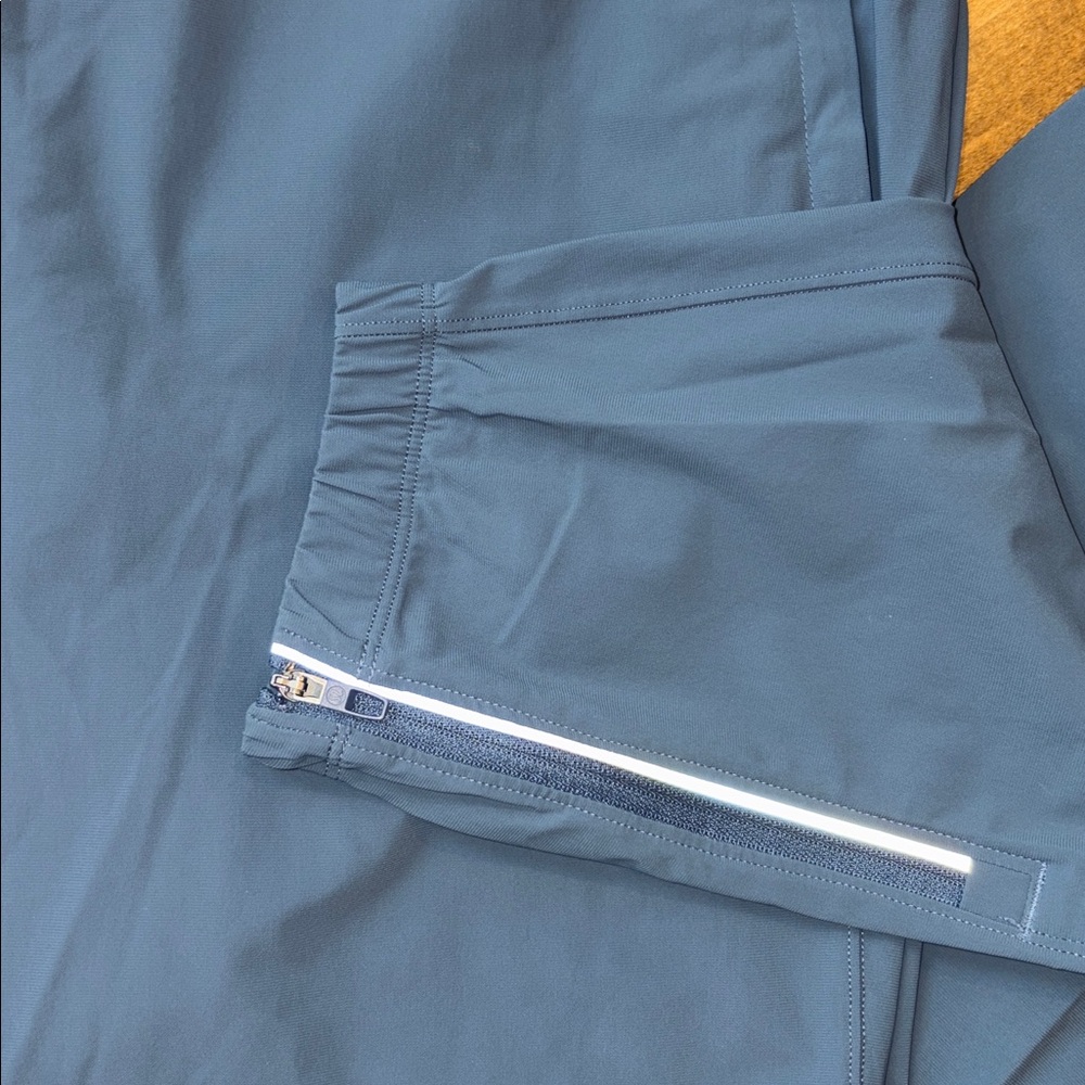 Track pants - Picture 2 of 3